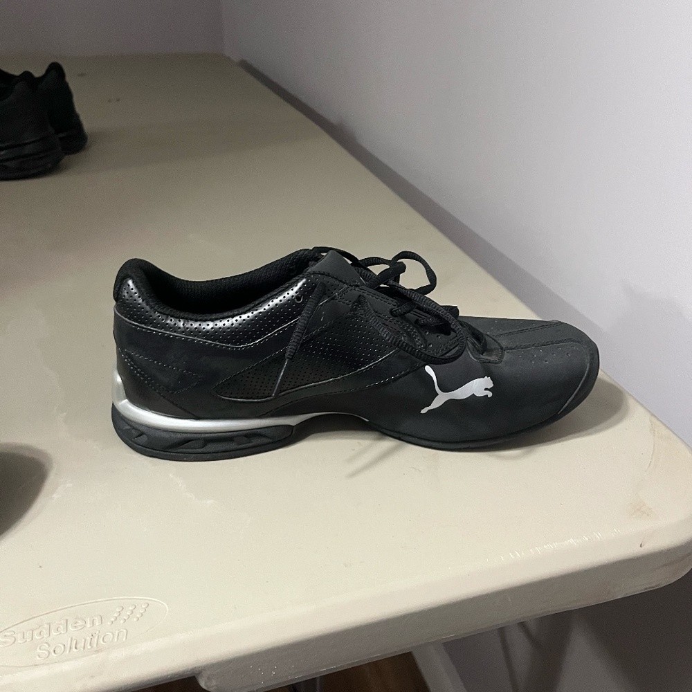 Puma Sneakers